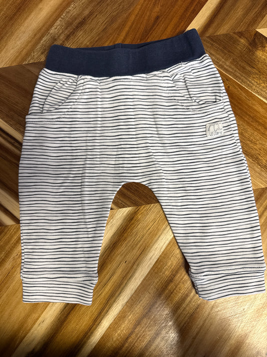 Hose gestreift Gr. 62