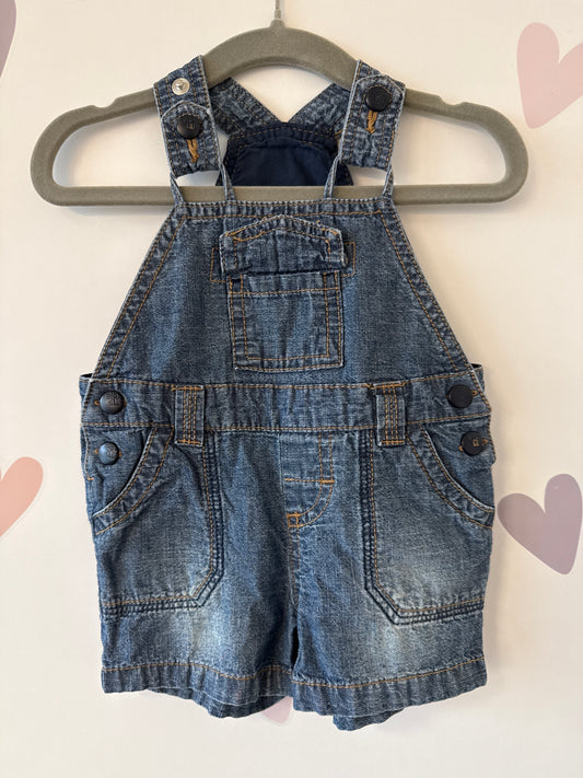 Latzhose Jeans Gr. 62